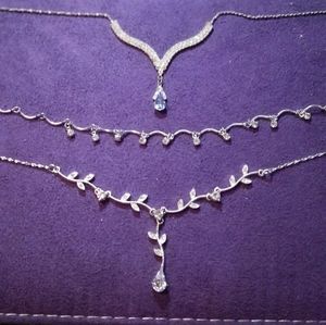 Necklaces Set of 3 silver color
